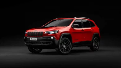 Photo of Jeep Cherokee spreman za povratak, s novim motorom (neelektričnim)