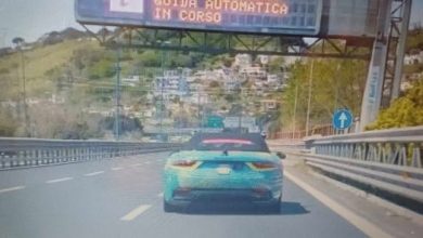 Photo of Maserati je vozio sam obilaznicom Napulja